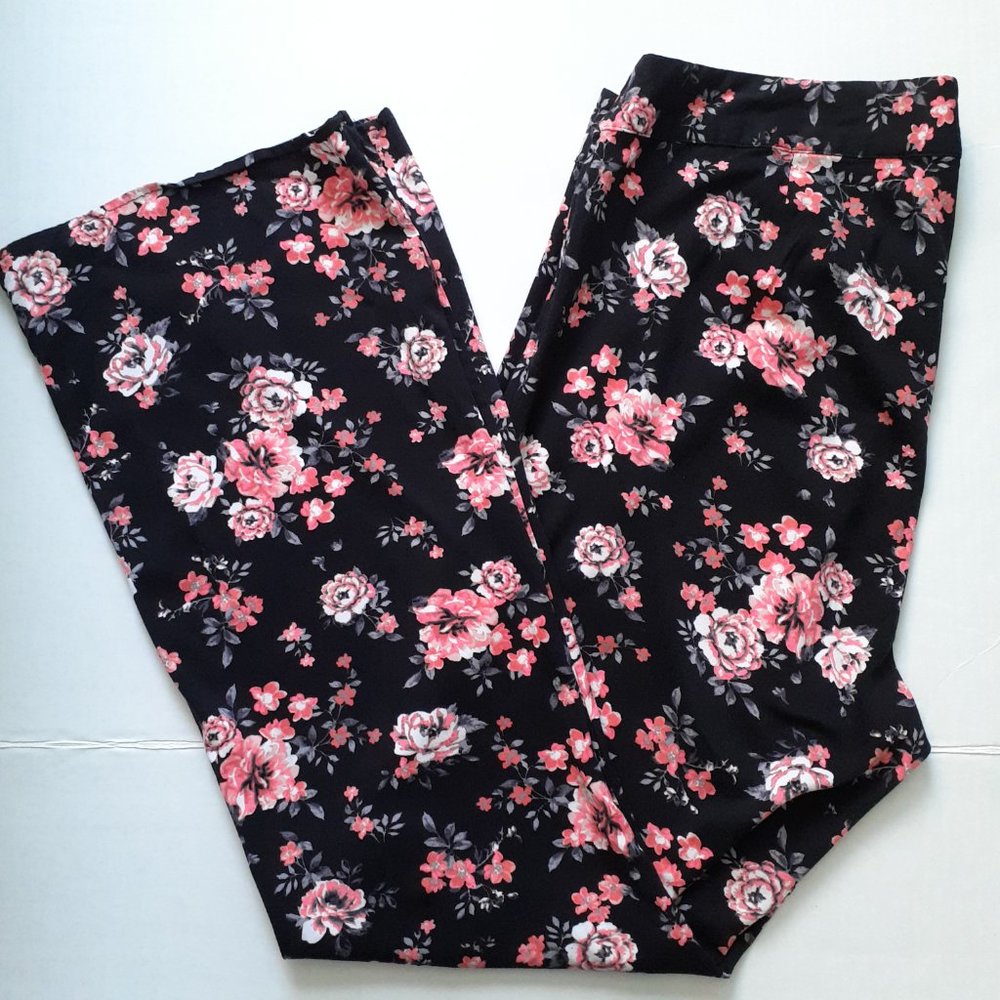 Torrid Black Floral Stretch Challis Flare Pant 16R